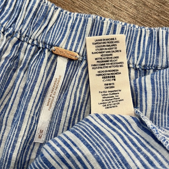 Free People Blue/White Striped Off-The-Shoulder Blouse Top - Picture 15 of 15